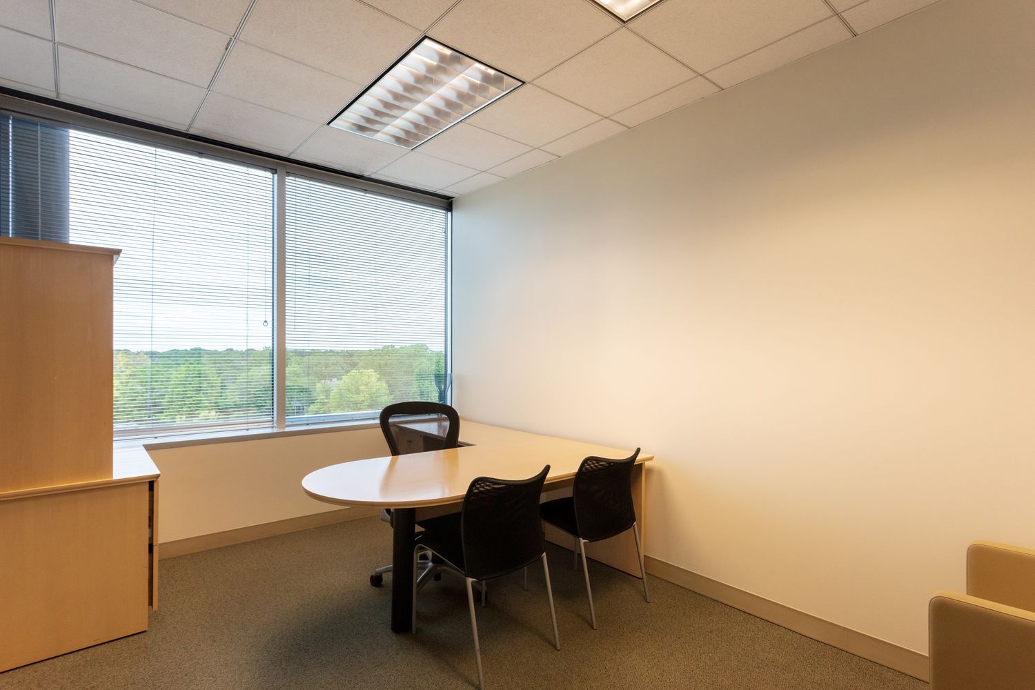 Oak Brook Pointe: 700 Commerce Dr, Oak Brook, IL 60523